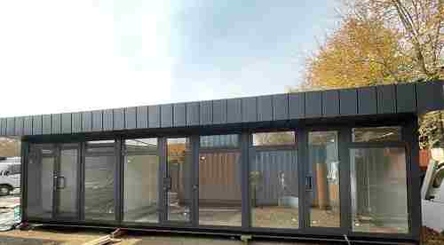 Павильон по продаже мебели